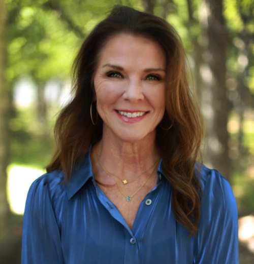 Dana Sasser Headshot
